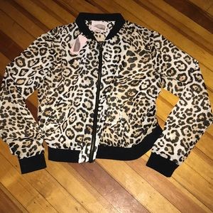 Animal print Jacket , Forever 21 size Large, NEW